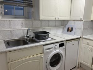 Town Furnished Studio  Flat  For Single Non Smoker